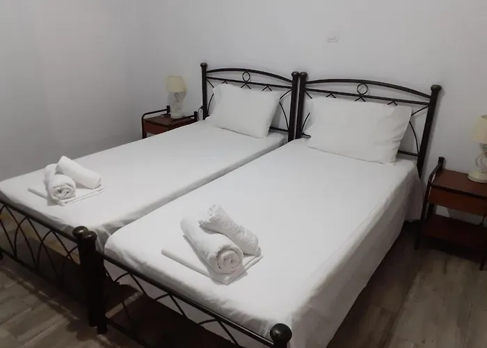 Christen House Villa